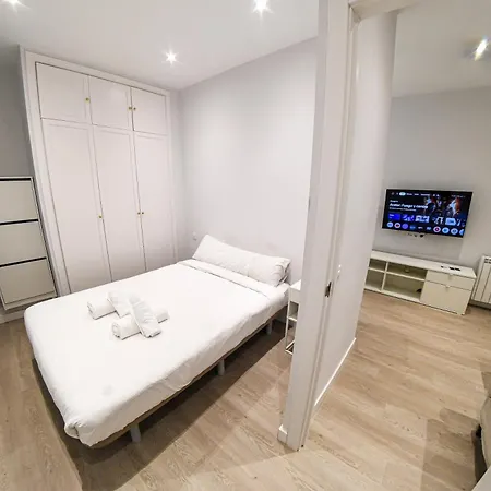 For Students Only - The Store House In Apartment